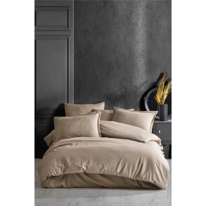 Çizgili Saten Nev Takımı Çift Kişilik Açık Kahve