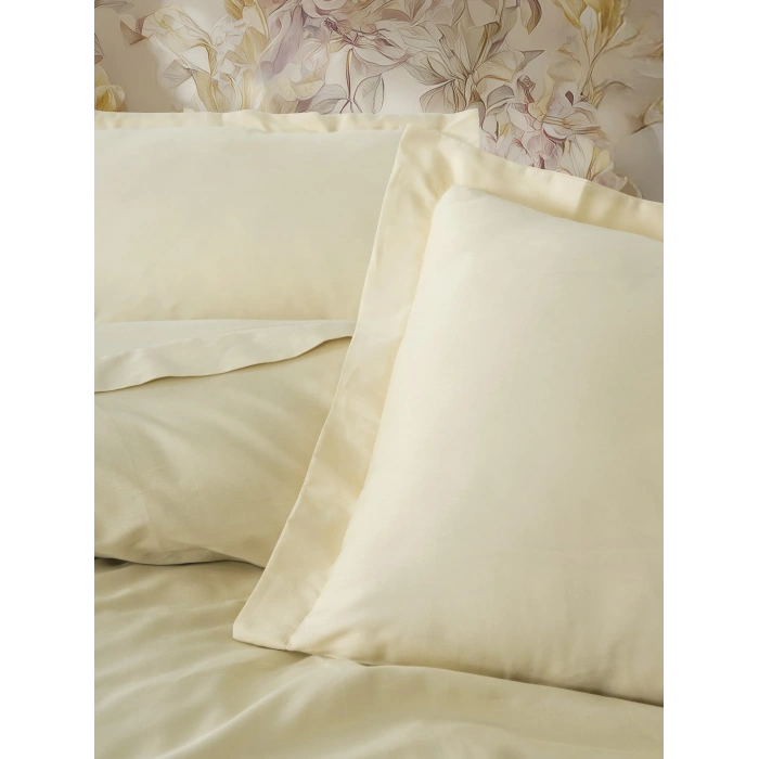 Elegant Bej Çift Kişilik Saten Nev Takımı