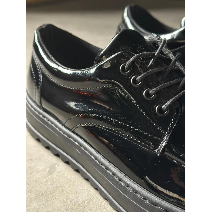 Günlük Ayakkabı T Siyah Rugan (Siyah Taban)