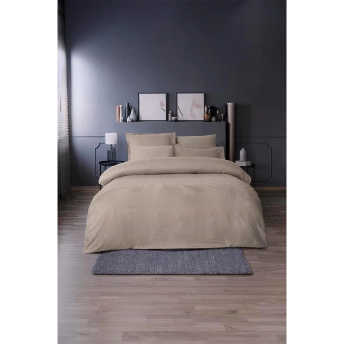 Jakarlı Saten Çift Kişilik Nev Takımı Dıamond Sabre