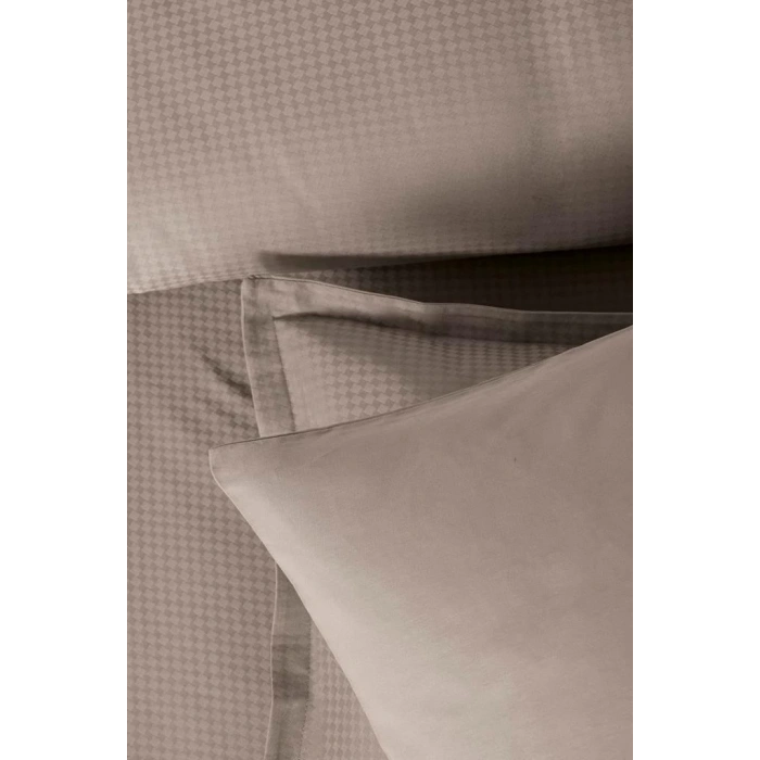 Jakarlı Saten Çift Kişilik Nev Takımı Dıamond Sabre