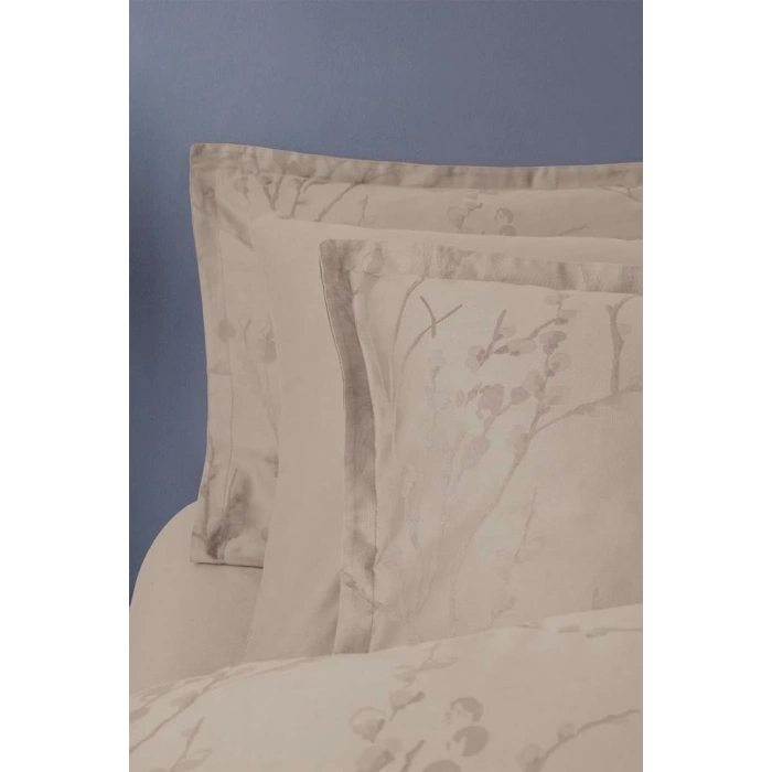 Jakarlı Saten Çift Kişilik Nev Takımı Mınna Sabre