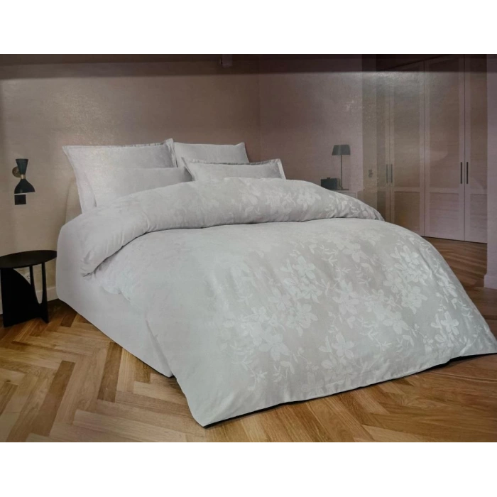 Jakarlı Saten Çift Kişilik Nev Takımı Perle Coin