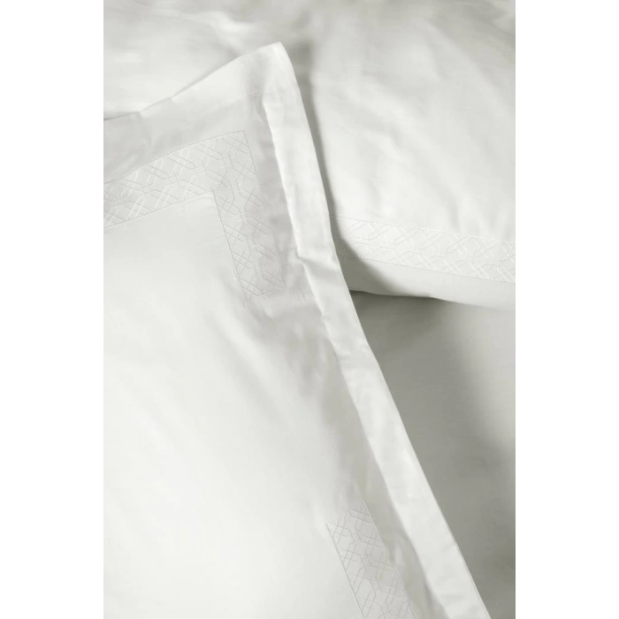 Nakışlı Çift Kişilik Saten Nev Takımı Galant Beyaz