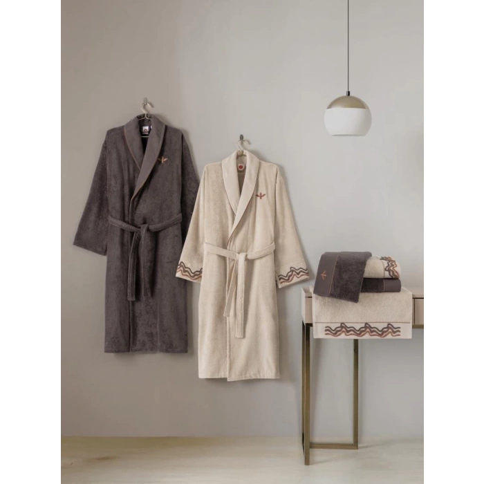 Puff Nakışlı Aile Bornoz Seti Molende Bej-Antrasit