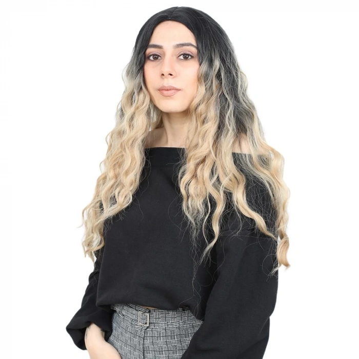 Su Dalgası Uzun Perçemsiz Fiber Sentetik Peruk / Siyah / Balköpüğü Ombreli