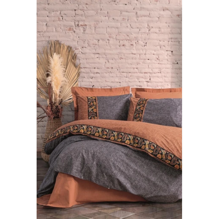 Tek Kişilik  Nev Takımı Dalila Tarçın