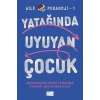 Yatağında Uyuyan Çocuk