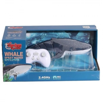 - U/K SU FIŞKIRTAN YÜZEN BALİNA