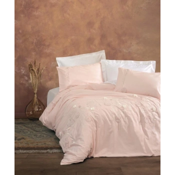 3D Nakışlı Çift Kişilik Saten Nev Takımı Lesley Pudra