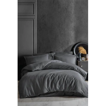 Çizgili Saten Nev Takımı Çift Kişilik Füme