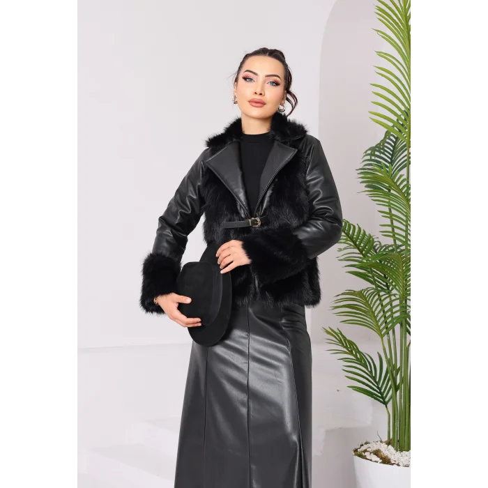 Mini Kemer Detaylı Kürk Siyah