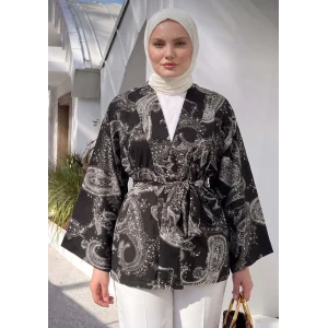Buta Desenli Kimono