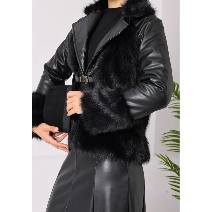 Mini Kemer Detaylı Kürk Siyah