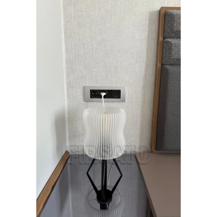 Femina Curve Masa Lambası