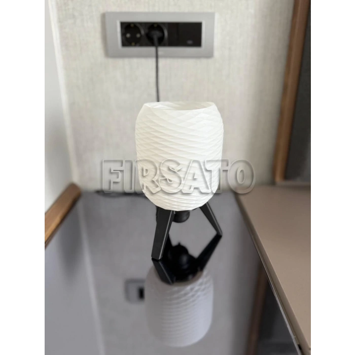 Form Işıkları Serisi- Ezgi Masa Lambası