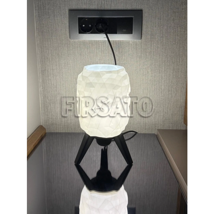 Form Işıkları Serisi- Kaya Masa Lambası