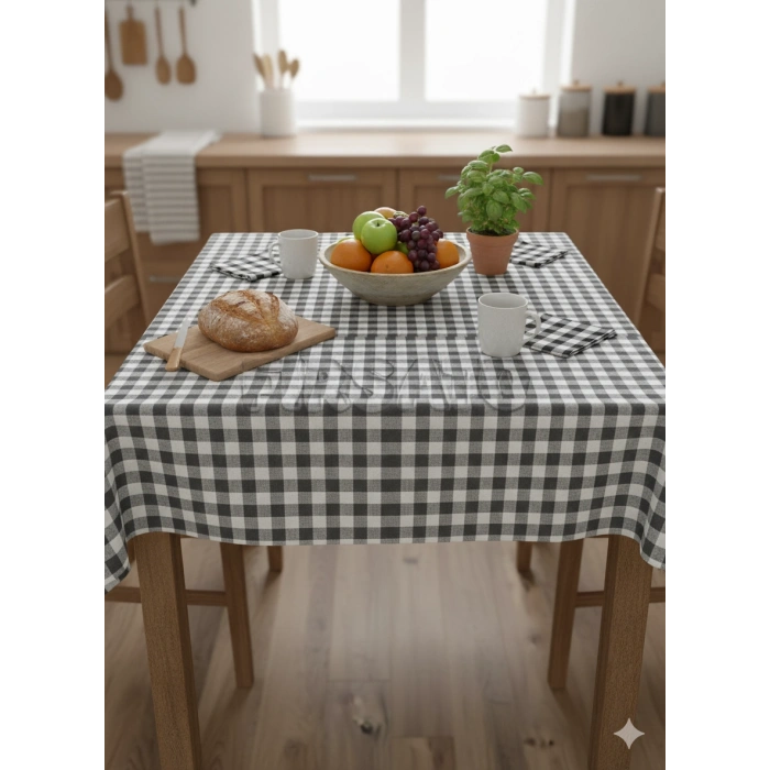 KareVibe Masa Örtüsü ve Peçete Seti – Kare Desen, 5 Parça