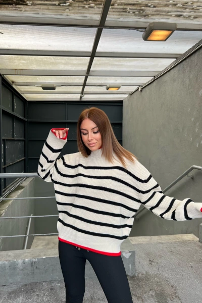 Kırmızı Yarım Balıkçı Çizgili Kazak