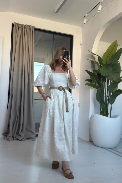 BEJ BALON KOLLU BRODE ELBİSE