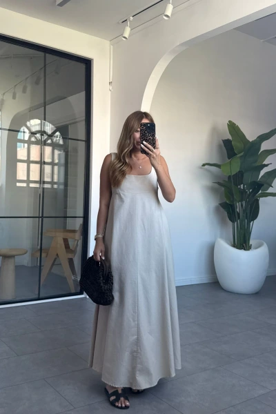 TAŞ KALIN ASKILI UZUN ELBİSE