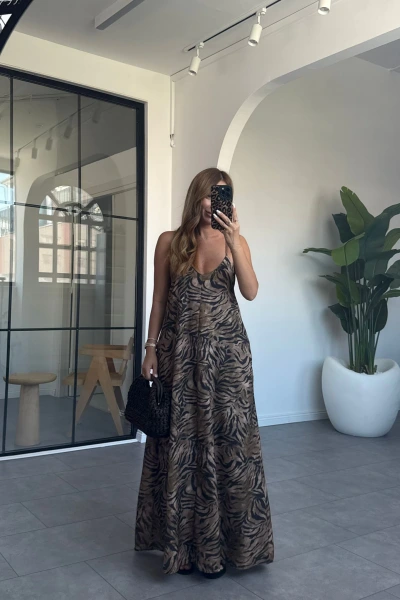 KAHVE SIRT DEKOLTELİ ELBİSE