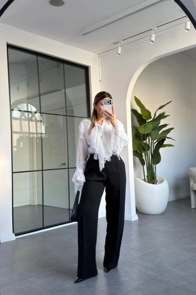 BEYAZ DANTEL DETAY GÖMLEK BLUZ