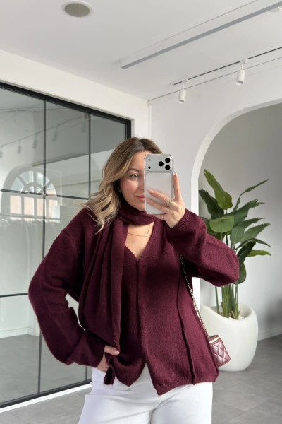 BORDO ŞAL DETAYLI YUMUŞACIK DOKUDA HIRKA