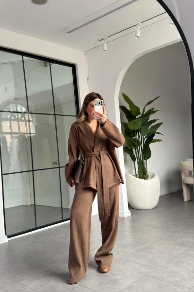 KAHVE DOKULU KUŞAKLI TAKIM