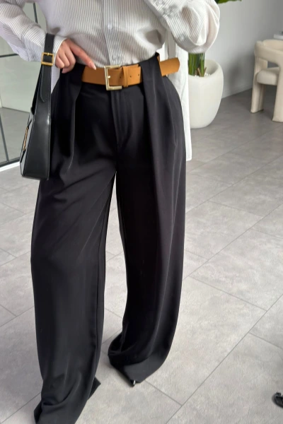 SİYAH KÖPRÜ DETAY KEMERLİ PANTOLON
