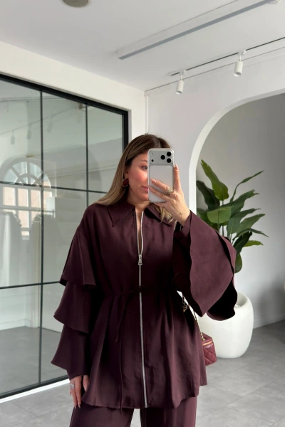 MÜRDÜM KOLLARI VOLANLI BLUZ PANTOLON TAKIM