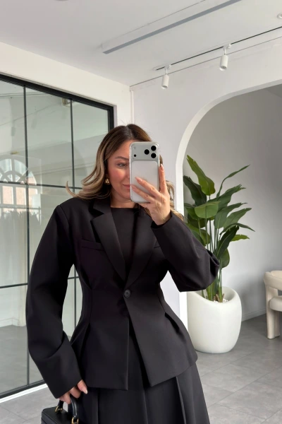 SİYAH PİLE DETAY ETEK CEKET TAKIM