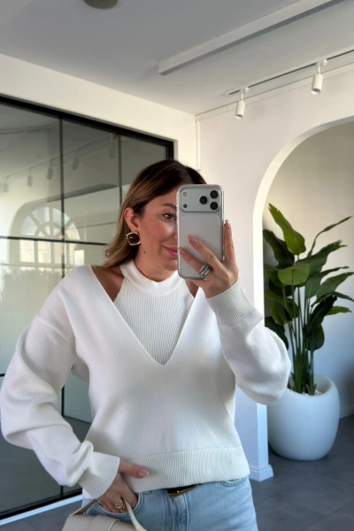 EKRU İKİLİ V YAKA TRİKO TAKIM