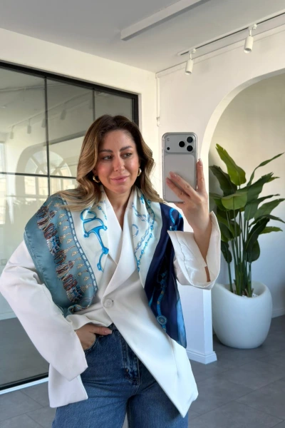 MAVİ BEYAZ GEÇİŞLİ KEMER DESEN FULAR