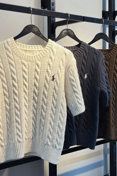 EKRU BİSİKLET YAKA SAÇ ÖRGÜ DESEN KISA KOLLU TRİKO