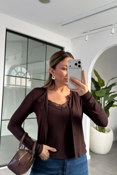 KAHVE DANTEL DETAY ATLETLİ HIRKA