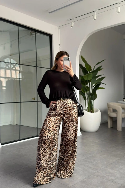 SİYAH LEOPAR DESEN KEMERLİ SATEN PANTOLON
