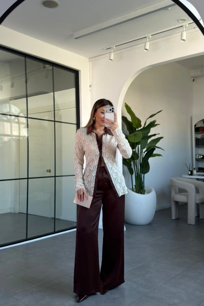 KAHVERENGİ DANTEL GÖMLEK SATEN PANTOLON TAKIM 60625