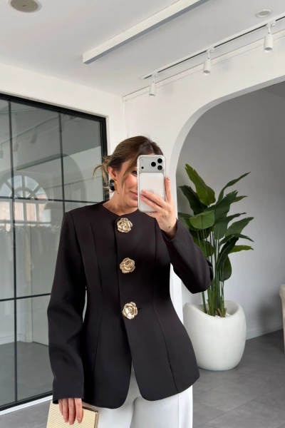 SİYAH GOLD GÜL DÜĞMELİ BELDEN OTURTMALI CEKET