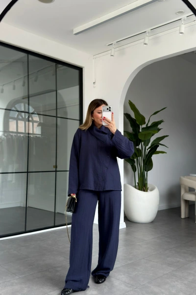 LACİVERT ASİMETRİK DÜĞMELİ GÖMLEK PANTOLON TAKIM 51335