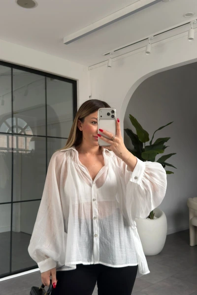 BEYAZ OVERSİZE TRANSPARAN GÖMLEK