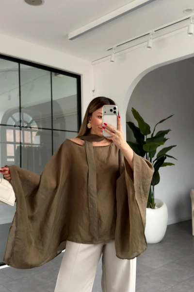 OLİVE YARASA KOL KUŞAKLI BLUZ