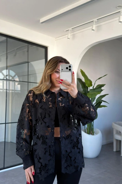 SİYAH GÜPÜRLÜ GÖMLEK