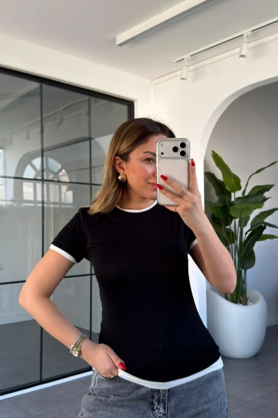 SİYAH KOL YAKA BİYELİ T-SHİRT 0887