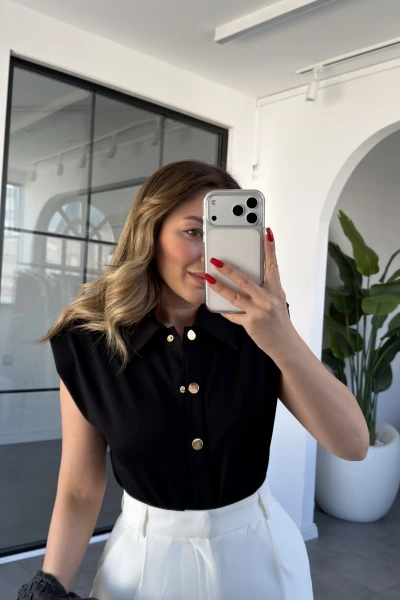 SİYAH OMUZ VATKALI BODYSUİT