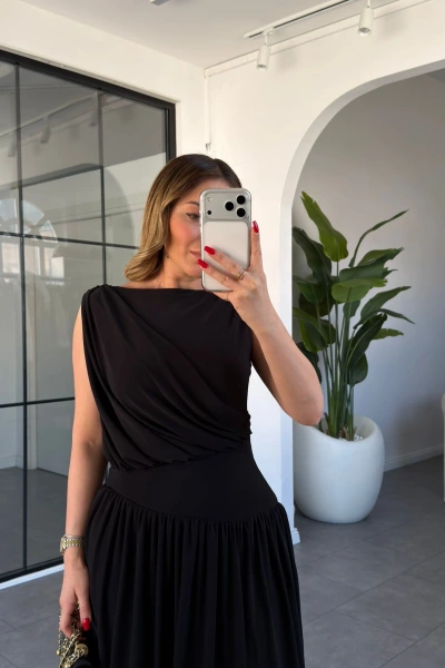 SİYAH BELDEN OTURTMALI ÖRME ELBİSE 37312