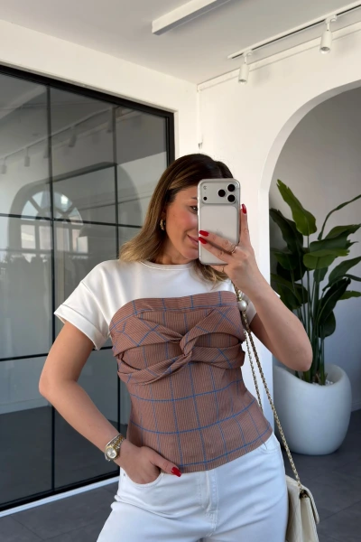 ÖNÜ BÜZGÜLÜ KARELİ BLUZ 34466