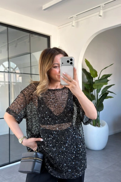 SİYAH PULLU BLUZ 7878