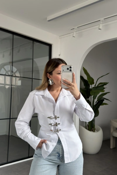 BEYAZ KANCALI GÖMLEK