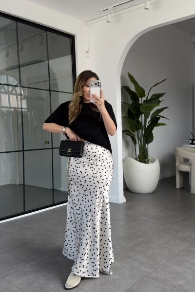 EKRU SİYAH PUANTİYELİ ETEK 8457